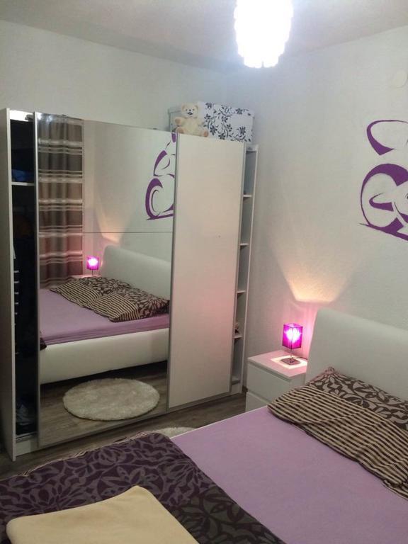 Apartment Sanja سينج الغرفة الصورة